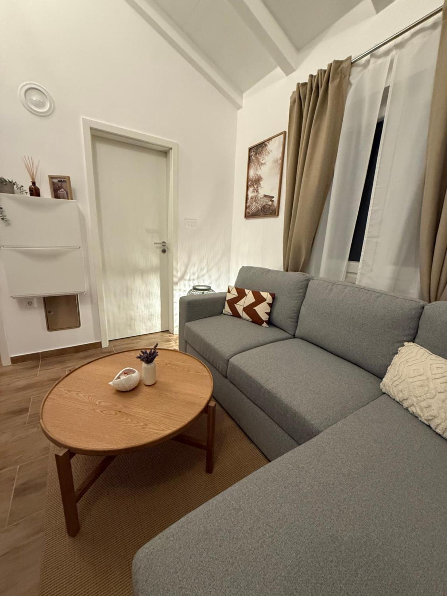 Guest House Lena, Nerezine, Mali Losinj Exterior foto